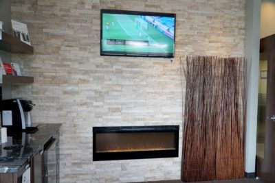 Comfortable Waiting Area | South Calgary Orthodontist | McKenzie Orthodontics